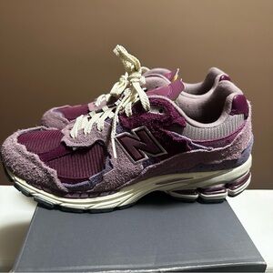 New Balance 2002r *brand new**
#sneakers #streetwear #vintage #y2k #2000